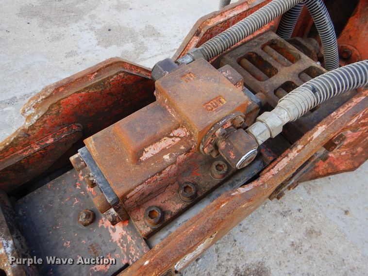 image for item JX9092 NPK H-16X  breaker