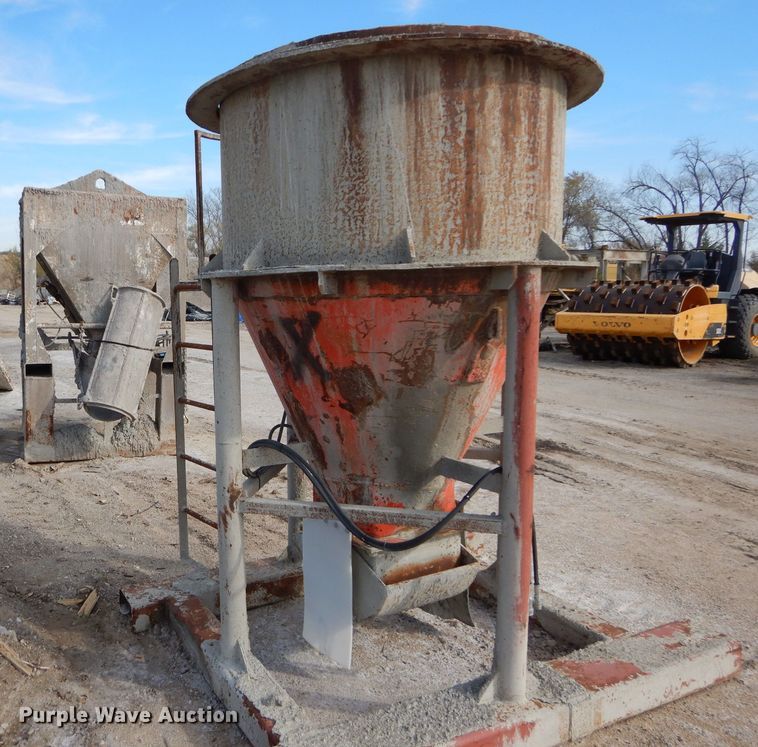 image for item JX9096 (3) Gar-Bro concrete buckets