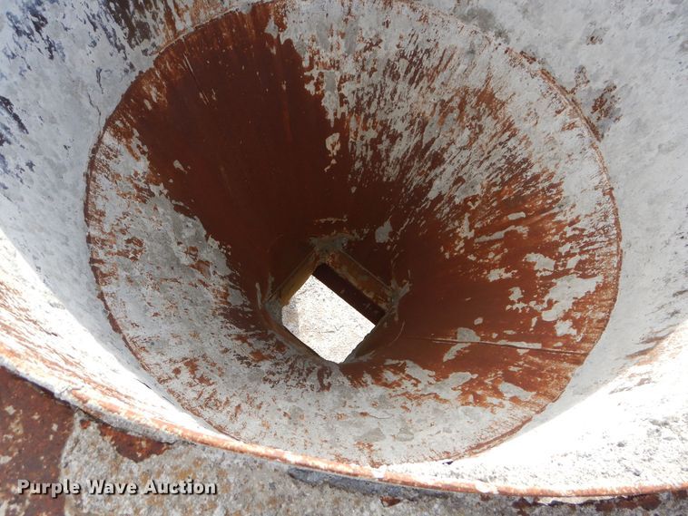 image for item JX9096 (3) Gar-Bro concrete buckets