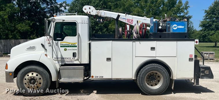 image for item JX9269 2005 Kenworth T300  utility / service truck