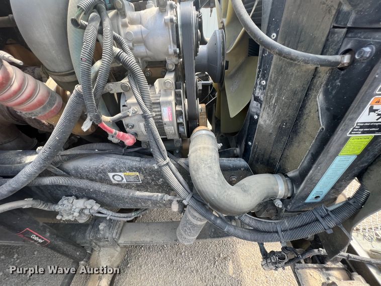 image for item JX9269 2005 Kenworth T300  utility / service truck