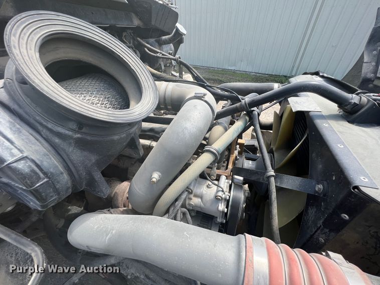 image for item JX9269 2005 Kenworth T300  utility / service truck