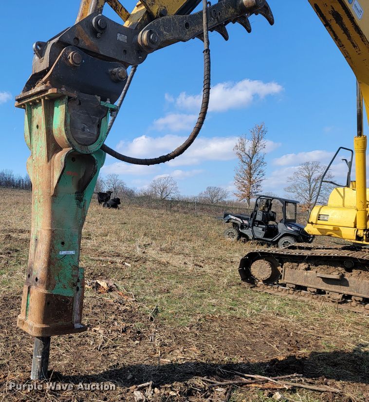 image for item KB9932 2020 Montabert V1800  breaker