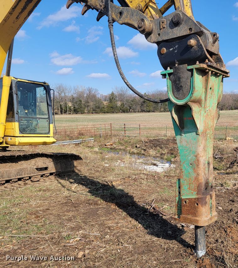 image for item KB9932 2020 Montabert V1800  breaker