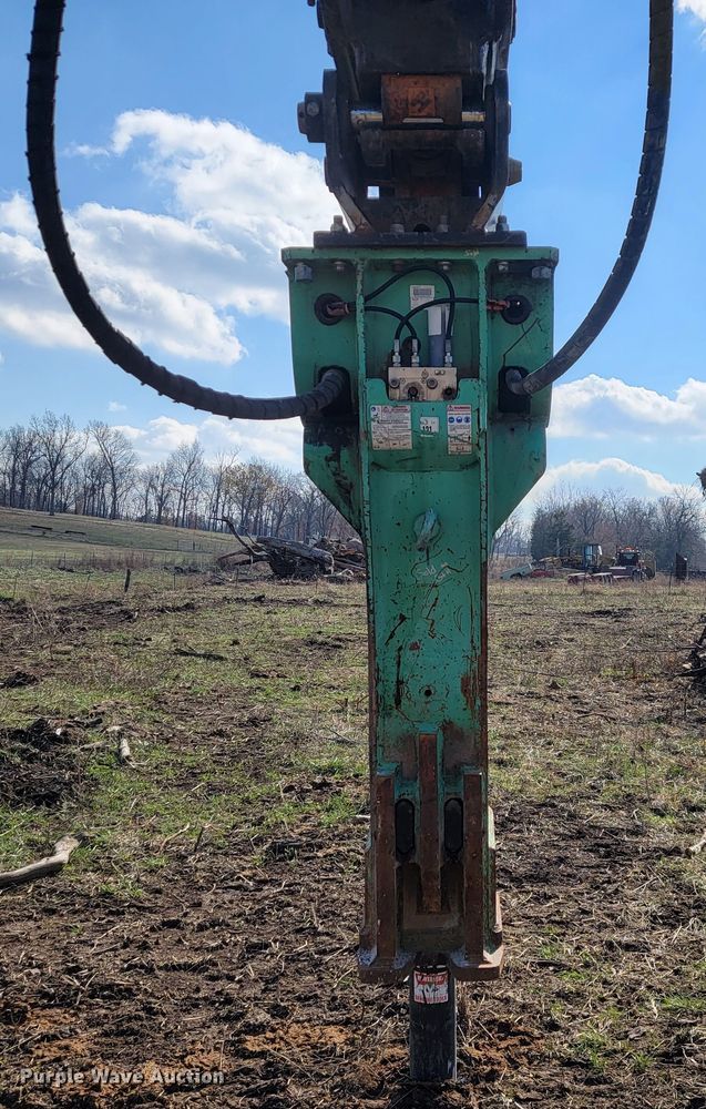 image for item KB9932 2020 Montabert V1800  breaker