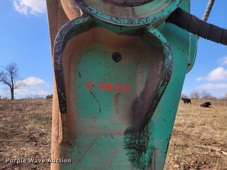 image for item KB9932 2020 Montabert V1800  breaker