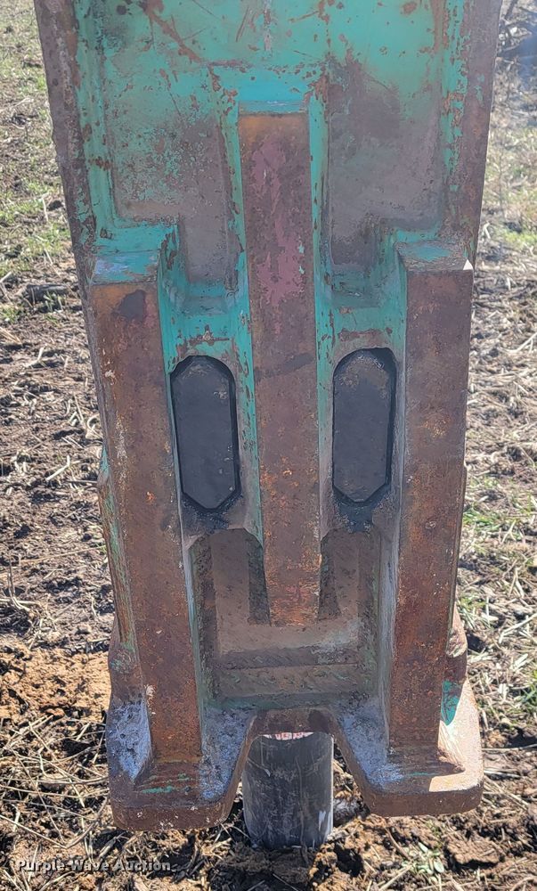 image for item KB9932 2020 Montabert V1800  breaker