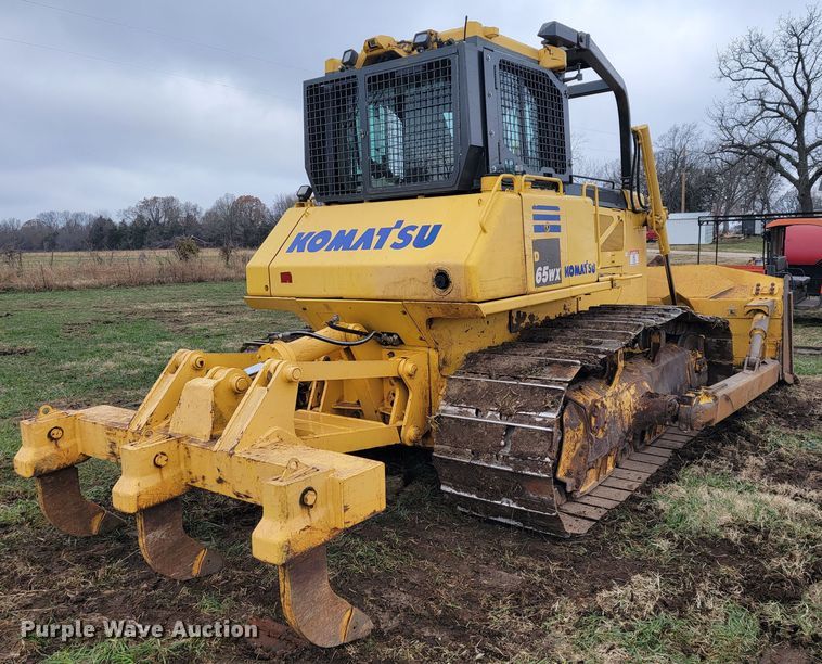 image for item KB9933 2012 Komatsu D65WX-17  dozer