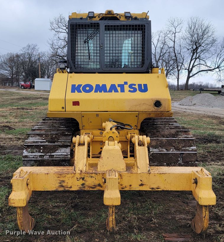 image for item KB9933 2012 Komatsu D65WX-17  dozer