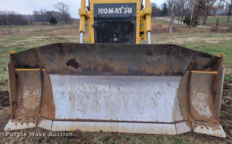 image for item KB9933 2012 Komatsu D65WX-17  dozer