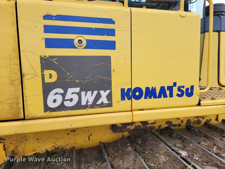 image for item KB9933 2012 Komatsu D65WX-17  dozer