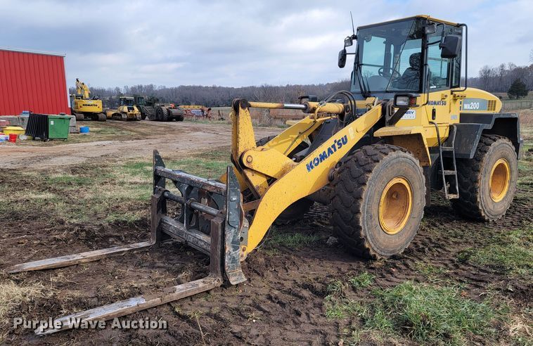 image for item KB9939 2007 Komatsu WA200-5  wheel loader