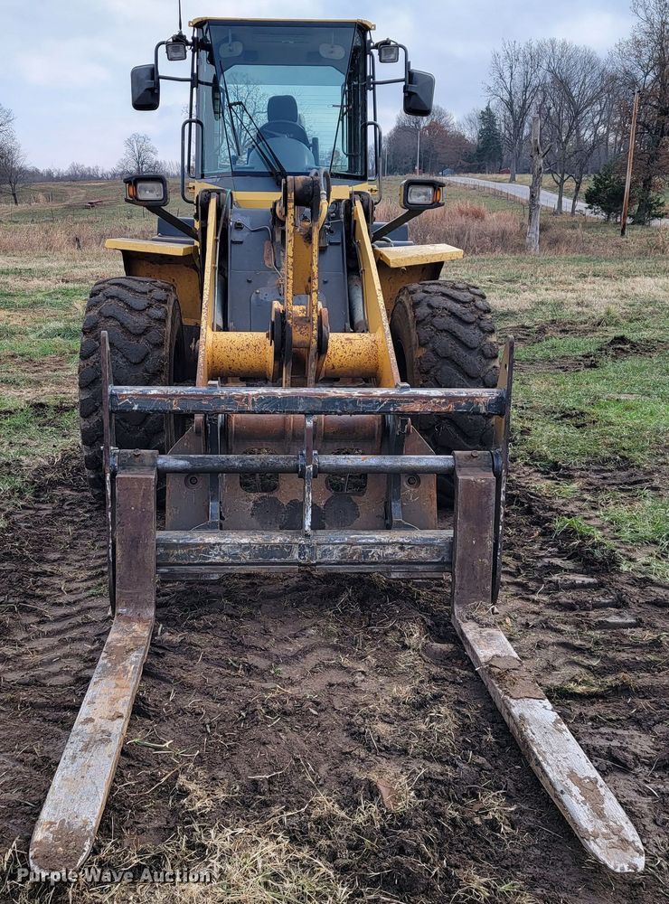 image for item KB9939 2007 Komatsu WA200-5  wheel loader