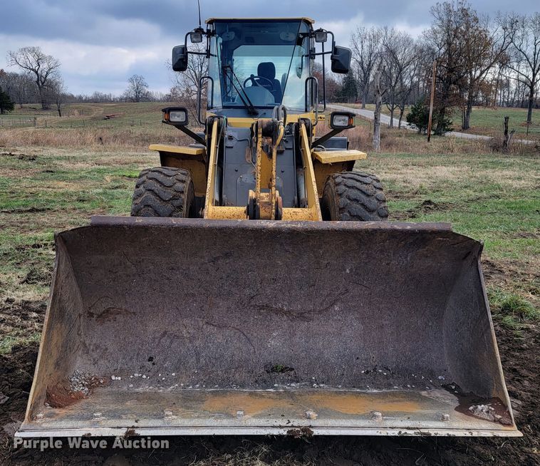 image for item KB9939 2007 Komatsu WA200-5  wheel loader