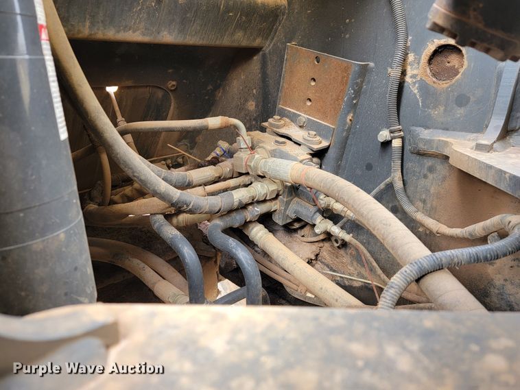 image for item KB9939 2007 Komatsu WA200-5  wheel loader