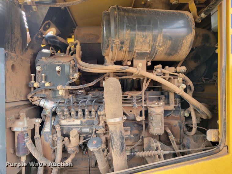 image for item KB9939 2007 Komatsu WA200-5  wheel loader