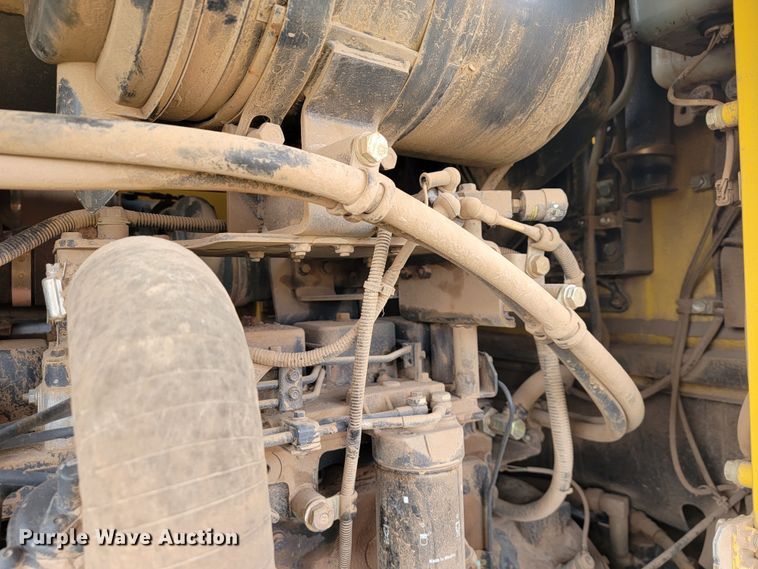 image for item KB9939 2007 Komatsu WA200-5  wheel loader