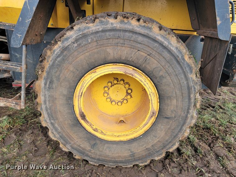image for item KB9939 2007 Komatsu WA200-5  wheel loader