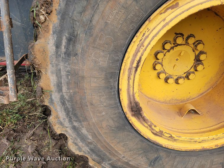 image for item KB9939 2007 Komatsu WA200-5  wheel loader