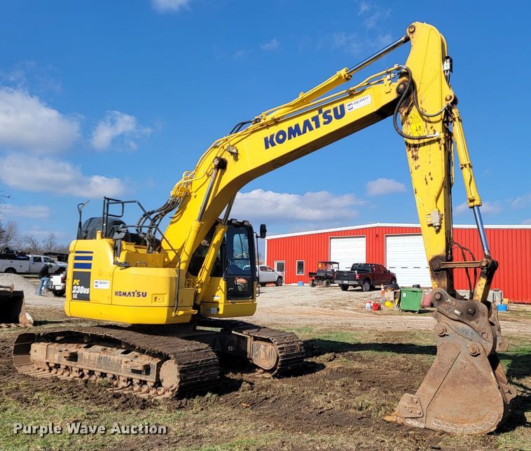 image for item KB9940 2018 Komatsu PC238USLC-11  excavator