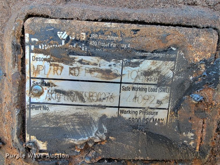 image for item KB9940 2018 Komatsu PC238USLC-11  excavator