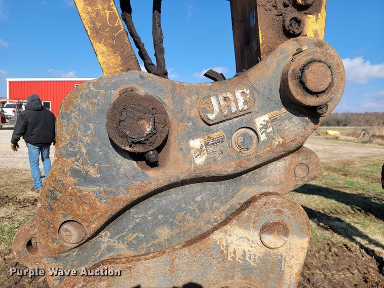 image for item KB9940 2018 Komatsu PC238USLC-11  excavator