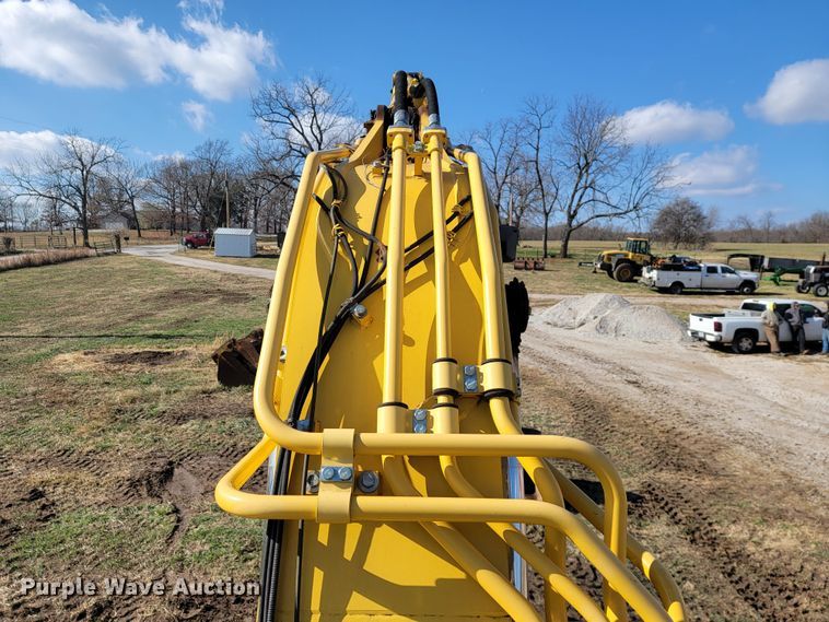 image for item KB9940 2018 Komatsu PC238USLC-11  excavator
