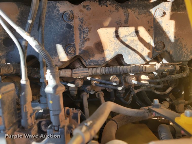 image for item KB9940 2018 Komatsu PC238USLC-11  excavator