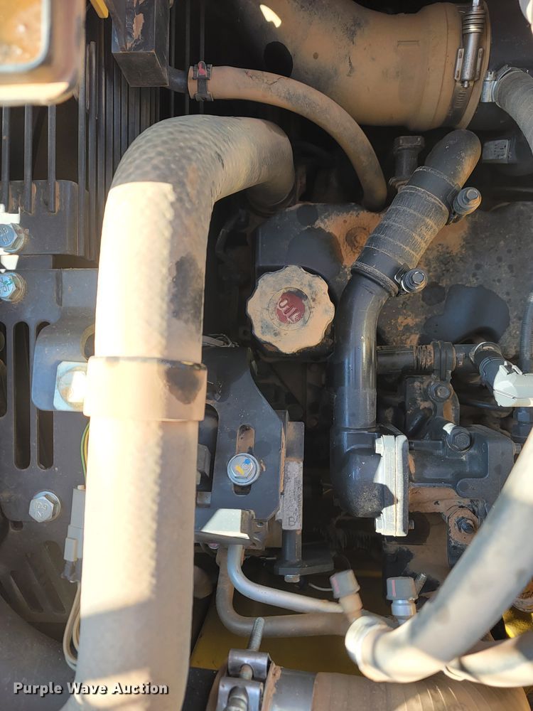 image for item KB9940 2018 Komatsu PC238USLC-11  excavator