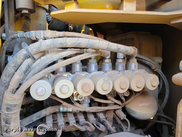 image for item KB9940 2018 Komatsu PC238USLC-11  excavator