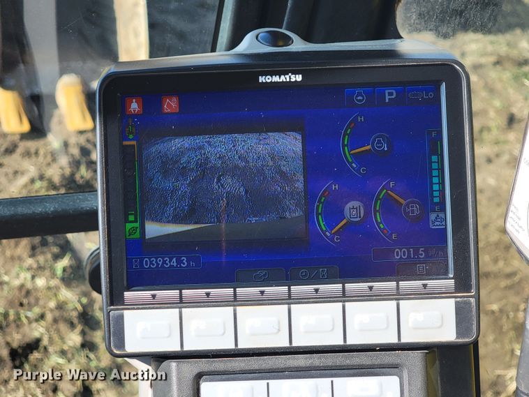 image for item KB9940 2018 Komatsu PC238USLC-11  excavator