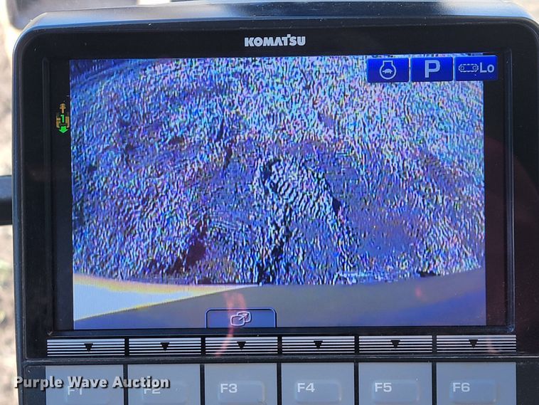 image for item KB9940 2018 Komatsu PC238USLC-11  excavator