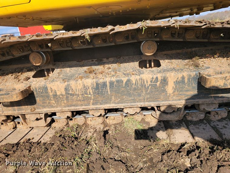 image for item KB9940 2018 Komatsu PC238USLC-11  excavator