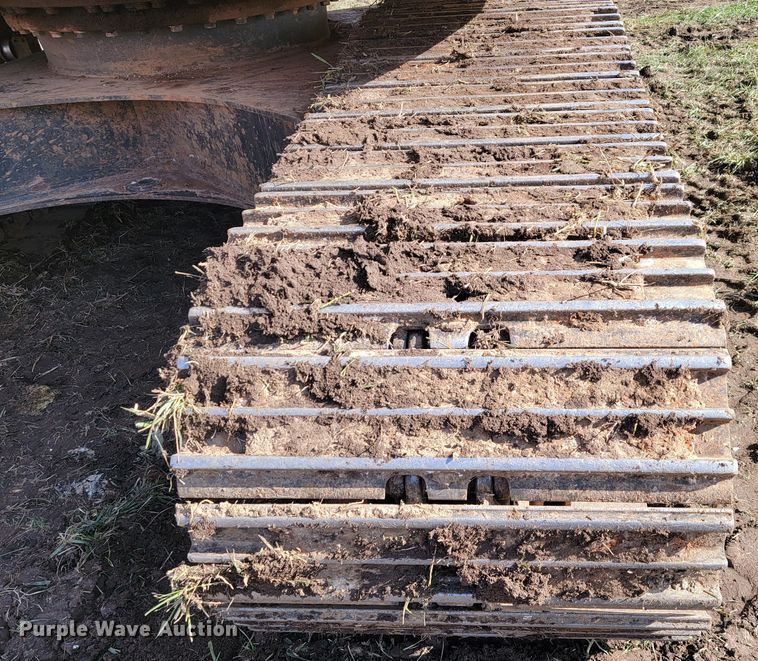 image for item KB9940 2018 Komatsu PC238USLC-11  excavator