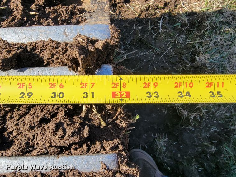 image for item KB9940 2018 Komatsu PC238USLC-11  excavator