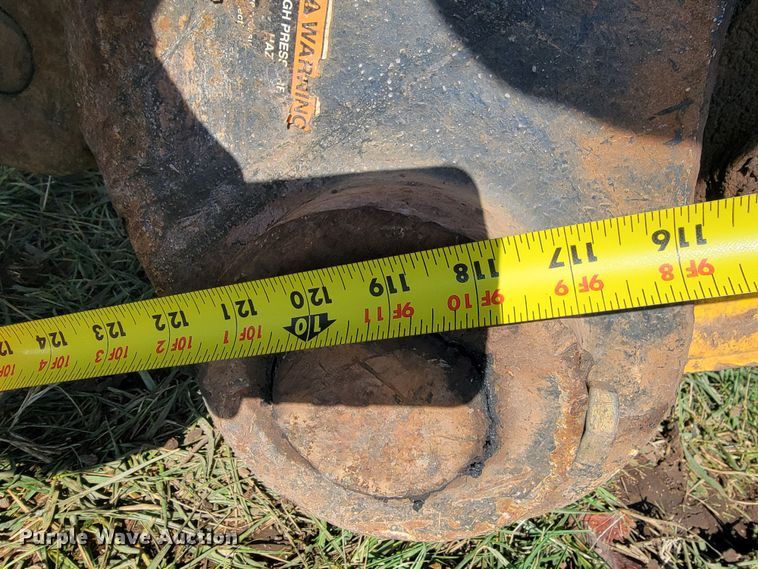 image for item KB9940 2018 Komatsu PC238USLC-11  excavator