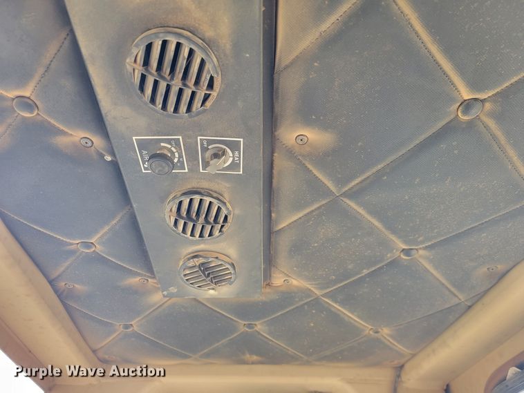 image for item KB9941 1985 Caterpillar 621B  conventional scraper