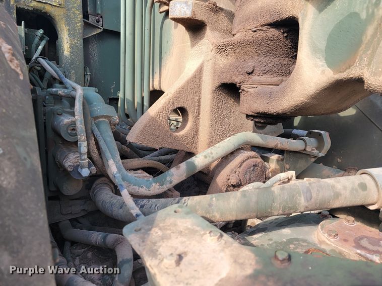 image for item KB9942 1984 Caterpillar 621B  conventional scraper