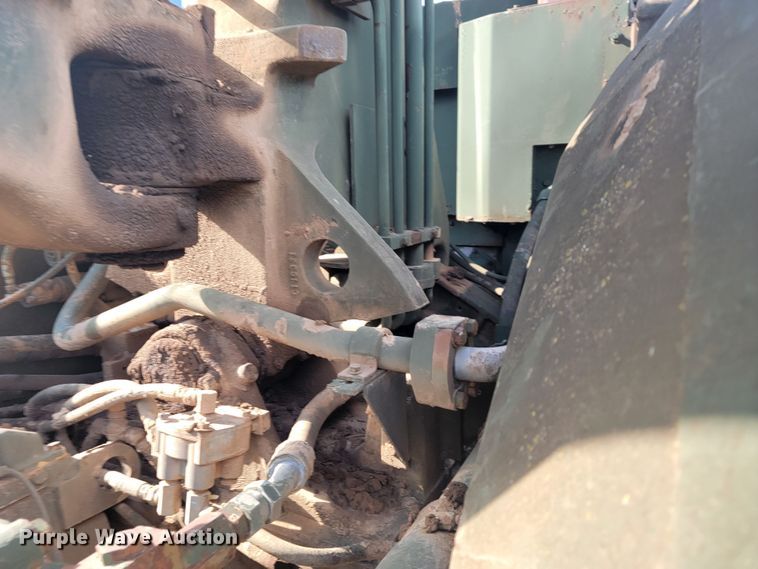 image for item KB9942 1984 Caterpillar 621B  conventional scraper