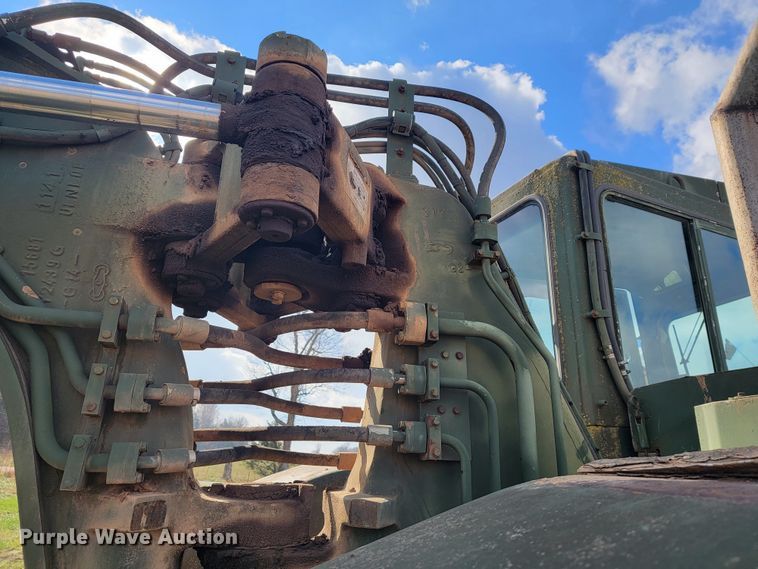 image for item KB9942 1984 Caterpillar 621B  conventional scraper