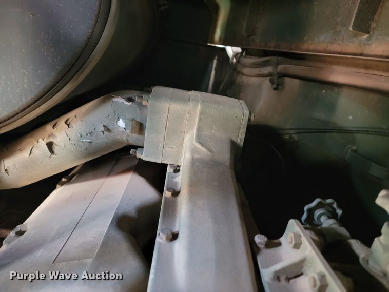 image for item KB9942 1984 Caterpillar 621B  conventional scraper