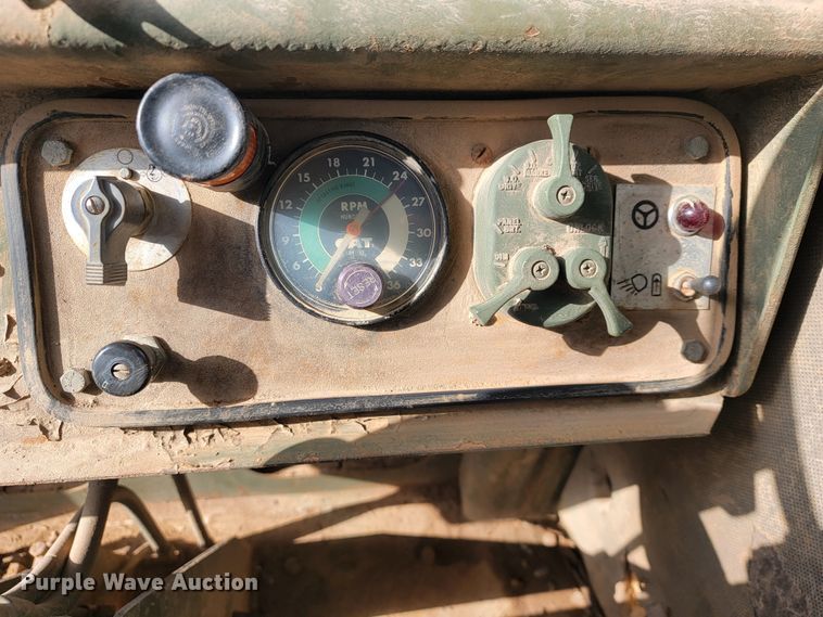 image for item KB9942 1984 Caterpillar 621B  conventional scraper