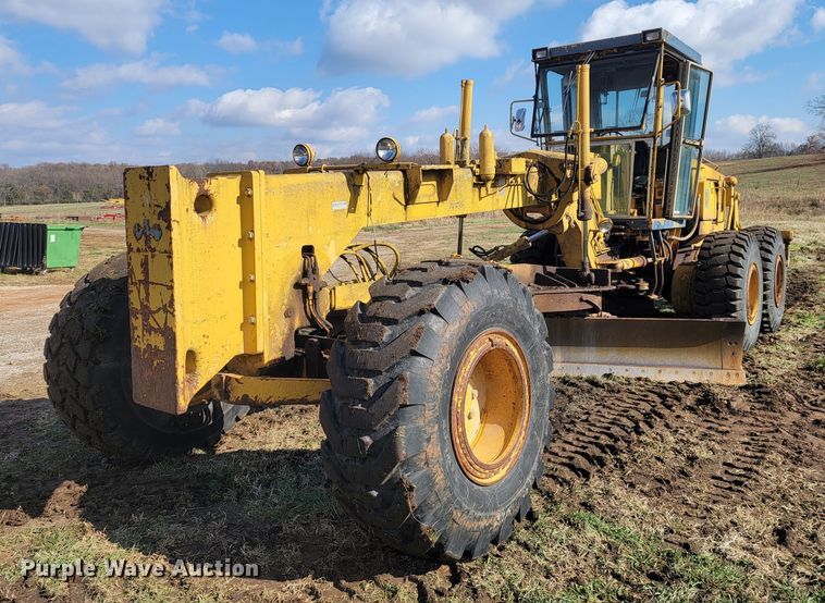 image for item KB9943 Komatsu GD705A-4  motor grader