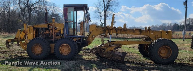 image for item KB9943 Komatsu GD705A-4  motor grader