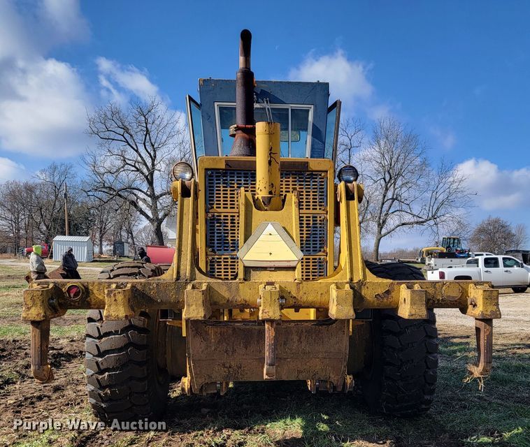 image for item KB9943 Komatsu GD705A-4  motor grader