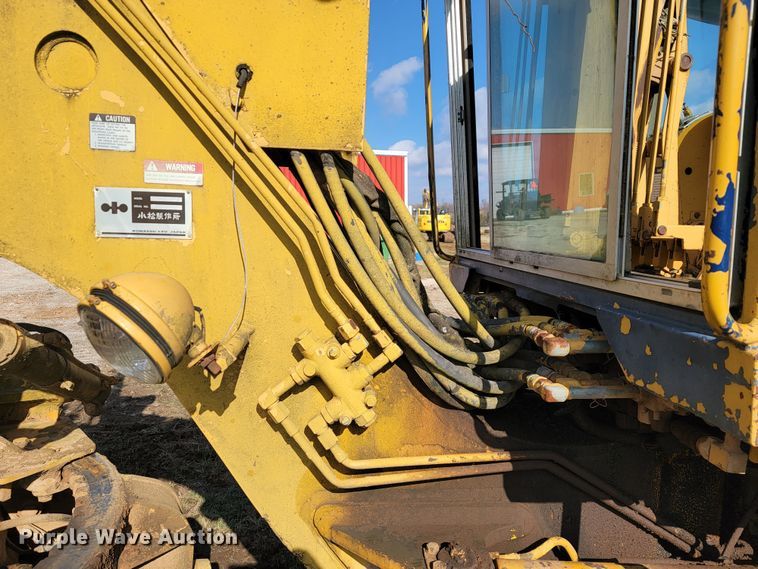 image for item KB9943 Komatsu GD705A-4  motor grader