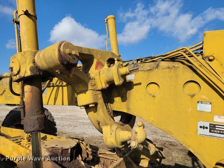 image for item KB9943 Komatsu GD705A-4  motor grader