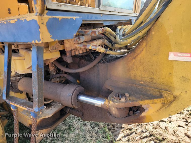 image for item KB9943 Komatsu GD705A-4  motor grader