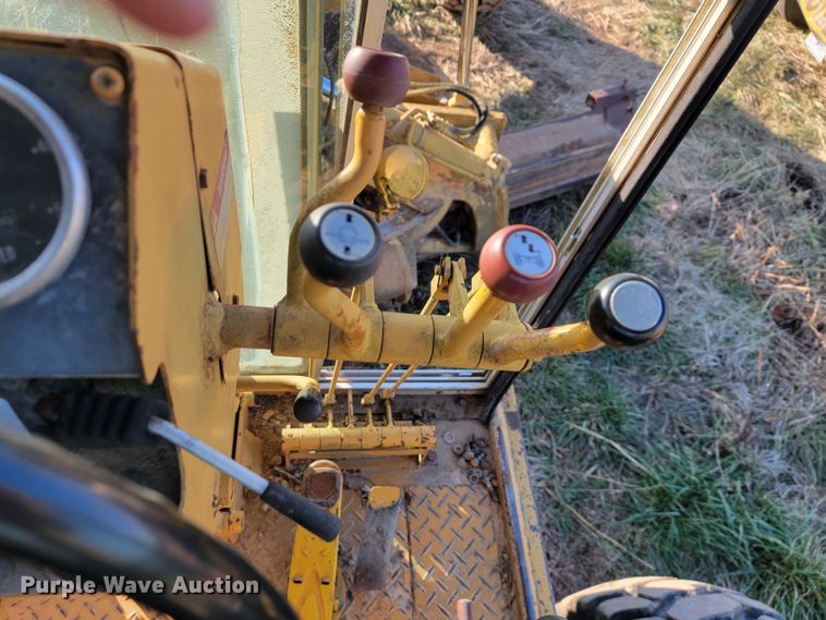 image for item KB9943 Komatsu GD705A-4  motor grader