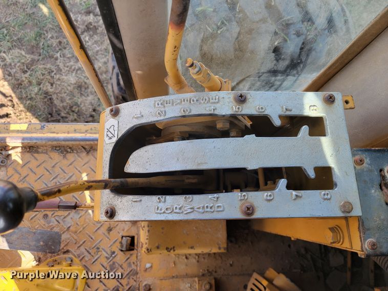 image for item KB9943 Komatsu GD705A-4  motor grader